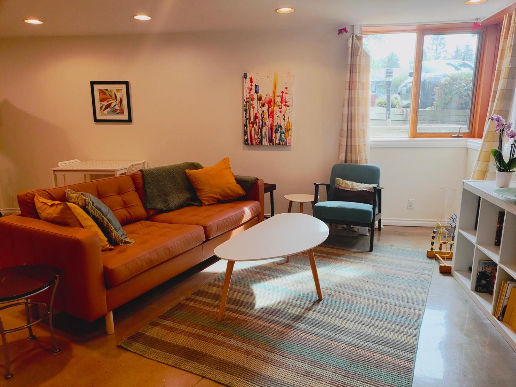 U Of A Homestay, Trails & Whyte Ave Эдмонтон Экстерьер фото